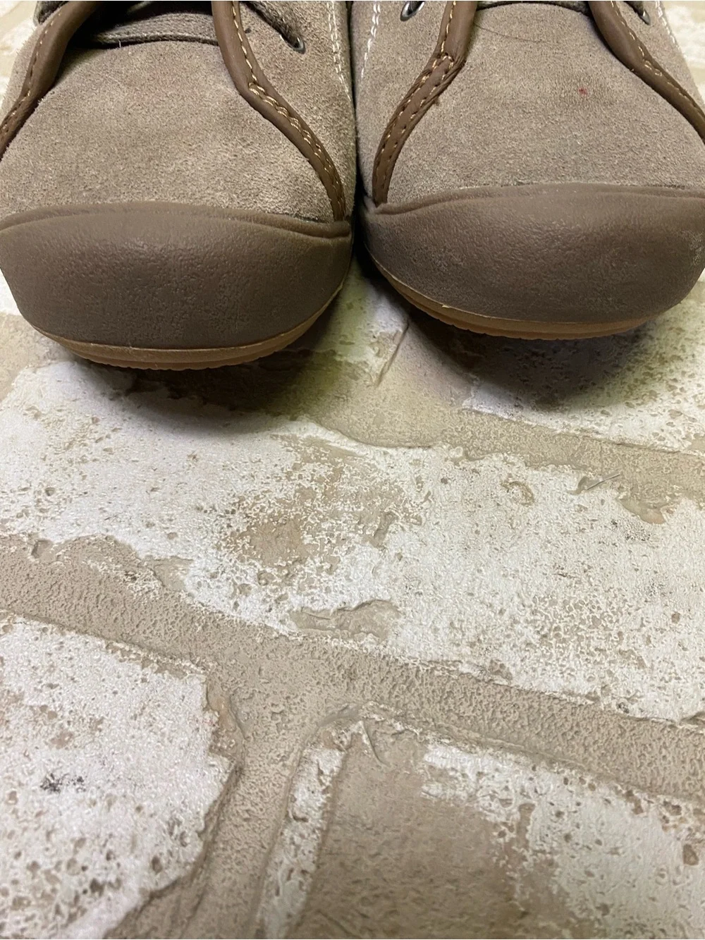 Eddie Bauer Women 6.5 Henderson Pine Suede Leather Walking Casual Sneakers Taupe